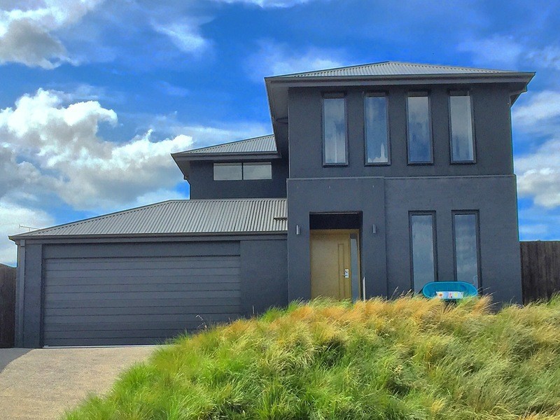 136 Beach Road, Torquay VIC 3228