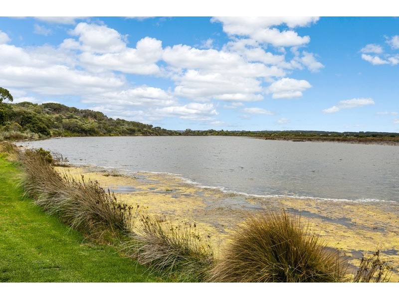 42 Blyth, Breamlea VIC 3227