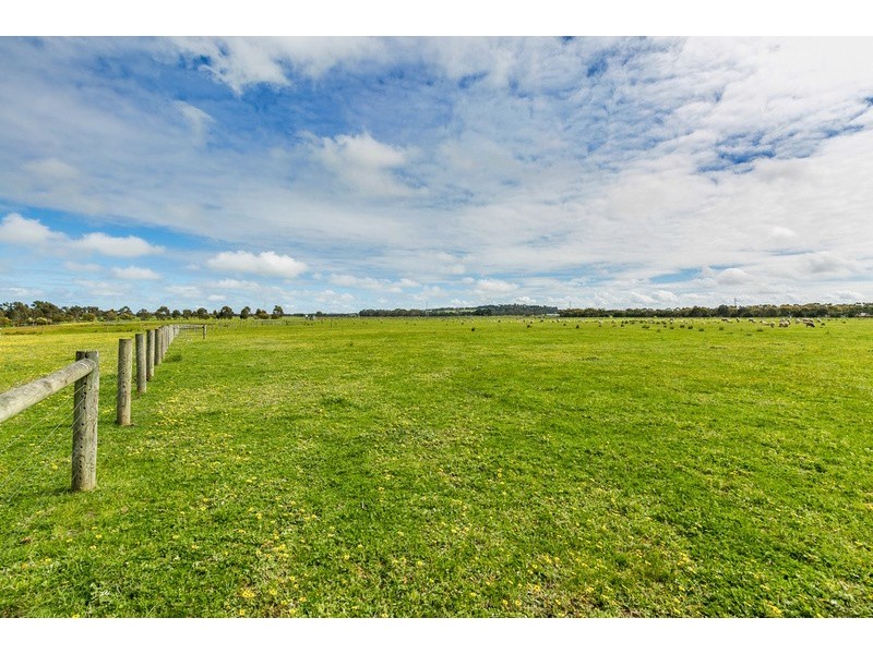 95 McCanns Road, Mount Duneed VIC 3216