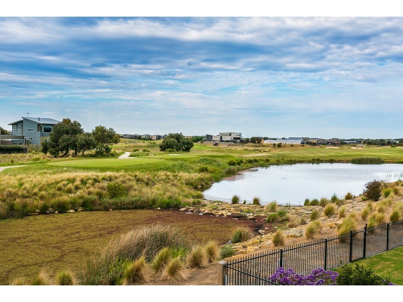 5 Gleneagles Close, Torquay VIC 3228