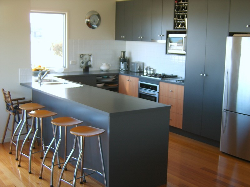 22 Ocean View Crescent, Torquay VIC 3228