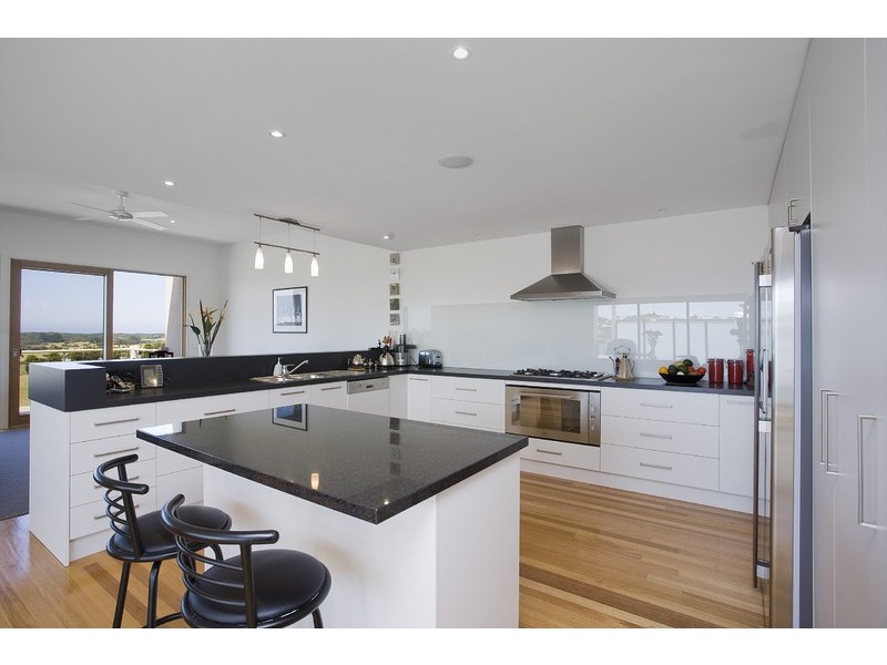 24 Spring Valley Drive, Torquay VIC 3228
