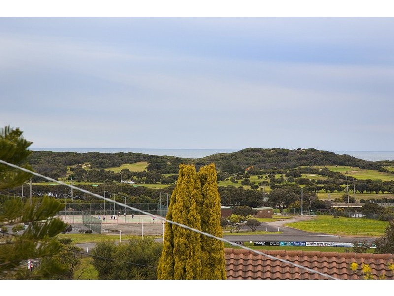 5 Geelong Road, Torquay VIC 3228