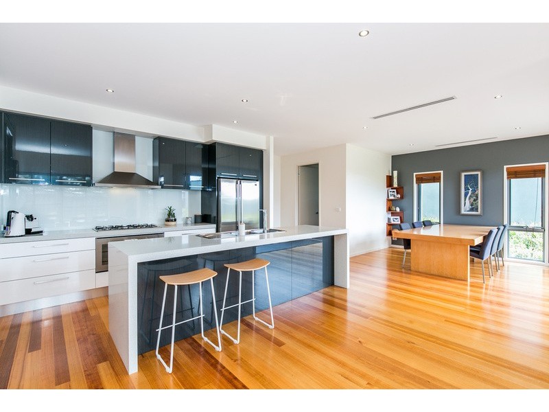 15 Bass Drive, Torquay VIC 3228