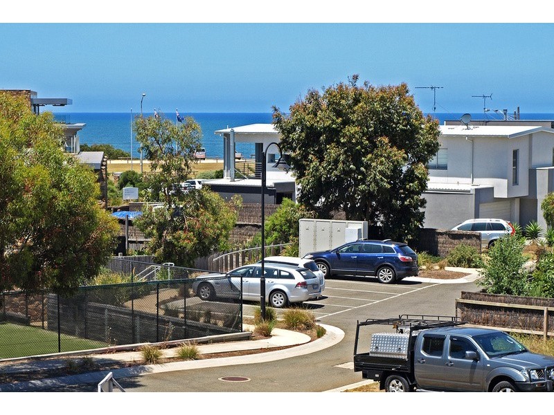 18 Bayview Terrace, Torquay VIC 3228