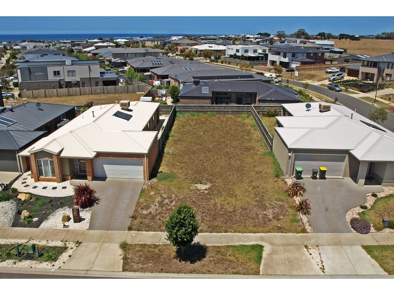 69 Centreside Drive, Torquay VIC 3228