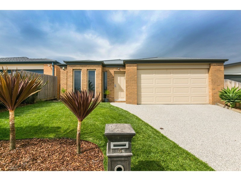 5 Warrin Street, Torquay VIC 3228