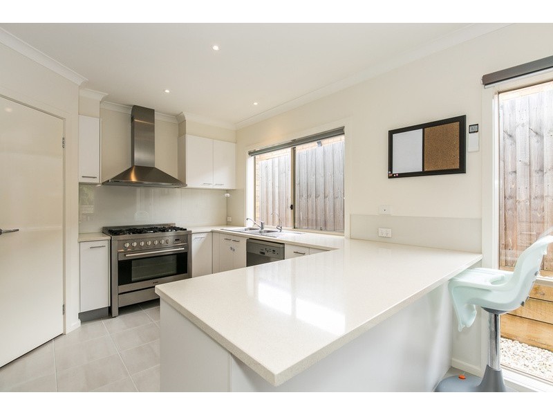 5 Warrin Street, Torquay VIC 3228