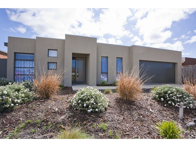 22 Centreside Drive, Torquay VIC 3228