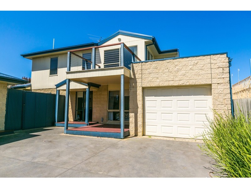 3/40 Geelong Road, Torquay VIC 3228