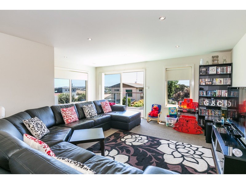 3/40 Geelong Road, Torquay VIC 3228