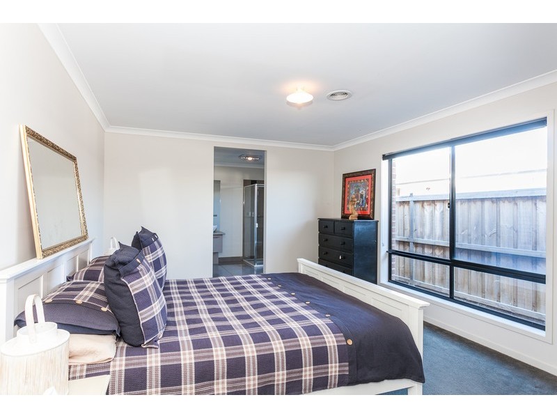 29 Bombora Street, Torquay VIC 3228