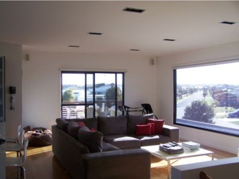 32 Norfolk Boulevard, Torquay VIC 3228