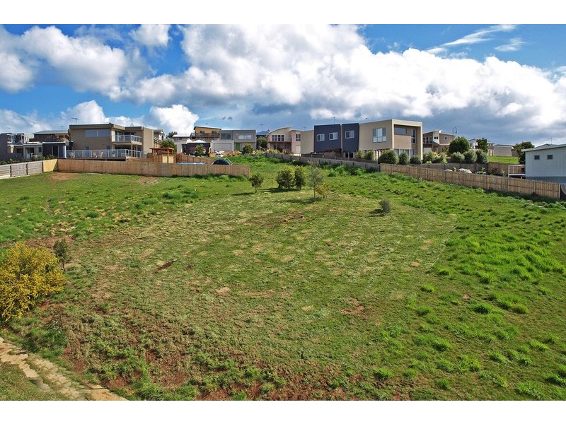 65 Spring Valley Drive, Torquay VIC 3228