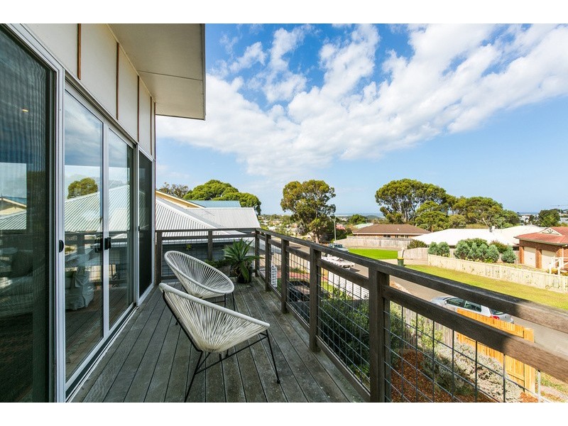 34A Ozan Crescent, Jan Juc VIC 3228