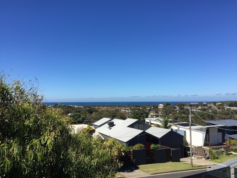 18  Eastview Terrace, Jan Juc VIC 3228