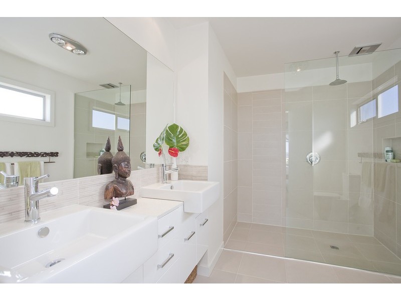 11 Headland Drive, Torquay VIC 3228