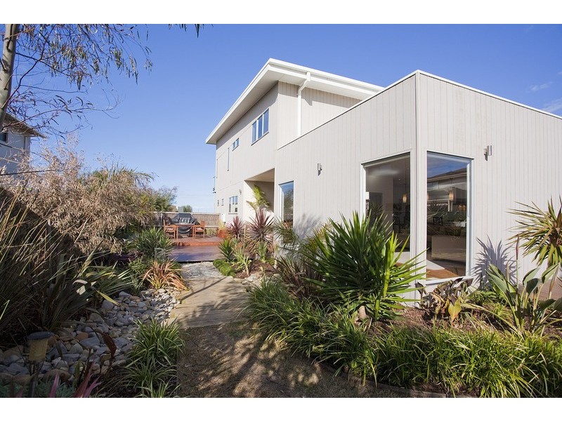 11 Headland Drive, Torquay VIC 3228