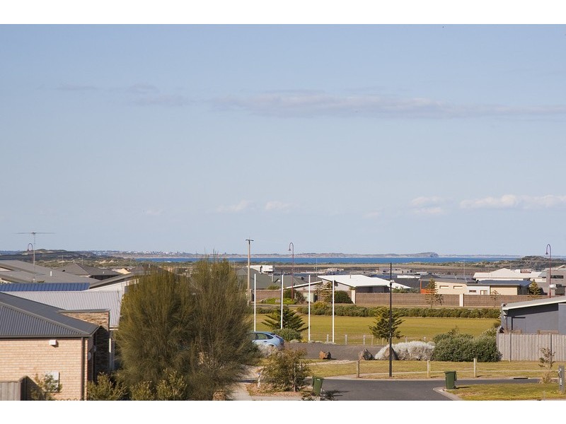 11 Headland Drive, Torquay VIC 3228