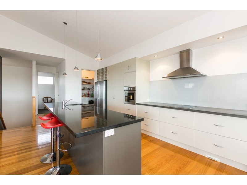 5 Gleneagles Close, Torquay VIC 3228