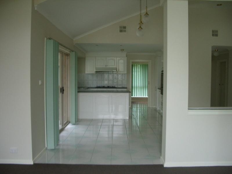 16 Glaneuse Avenue, Torquay VIC 3228