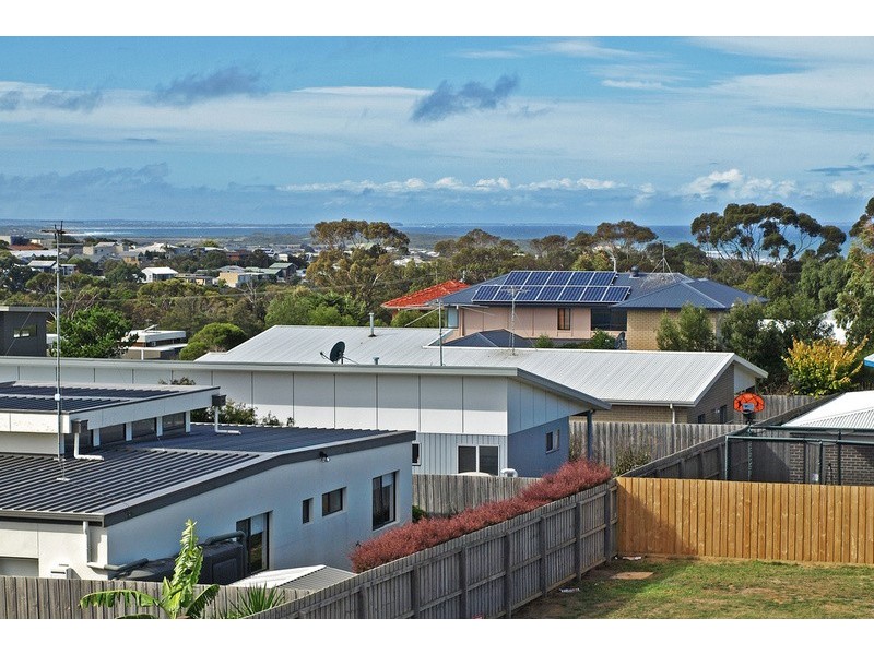 4 Brooker Place, Torquay VIC 3228