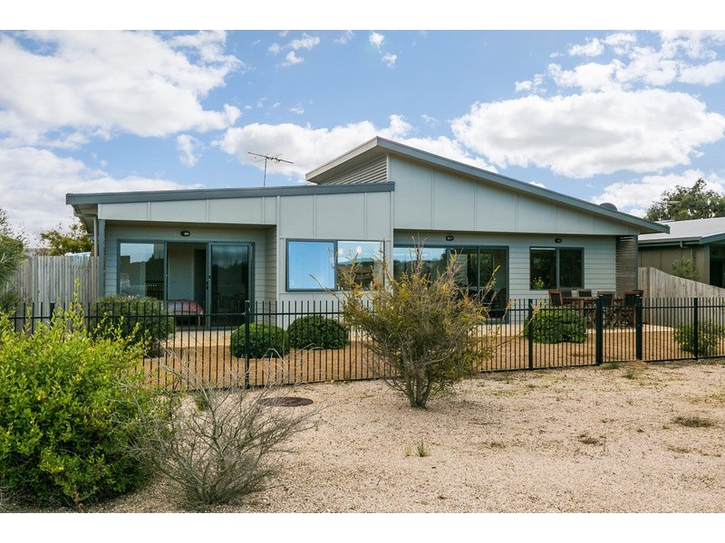 40 St Georges Way, Torquay VIC 3228