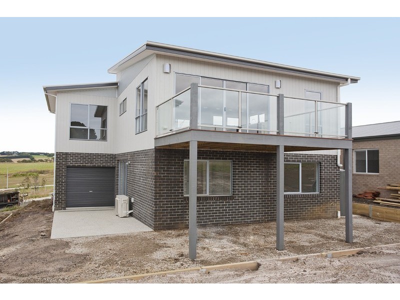 170 Eton Road, Torquay VIC 3228