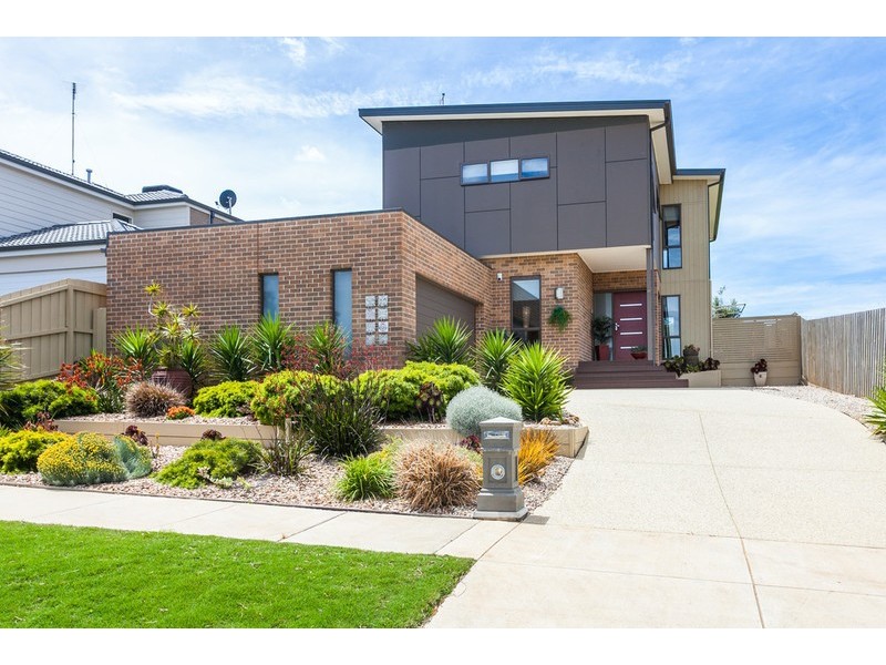 17 Eton Road, Torquay VIC 3228