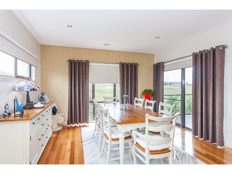 17 Eton Road, Torquay VIC 3228