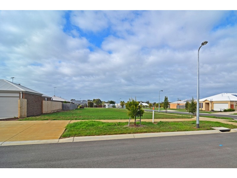 9 Brooker Place, Torquay VIC 3228