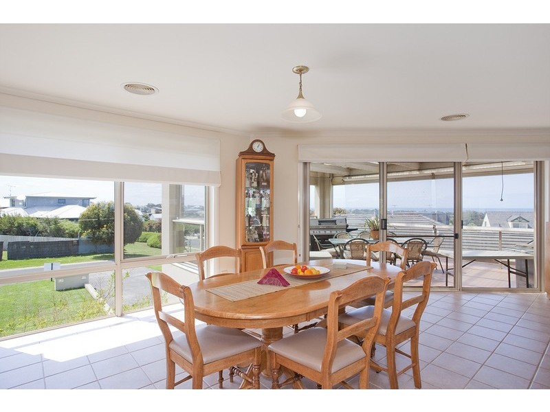 2 Ocean Outlook, Torquay VIC 3228