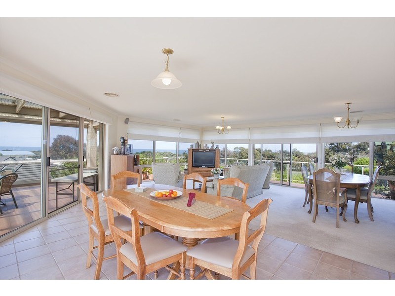 2 Ocean Outlook, Torquay VIC 3228