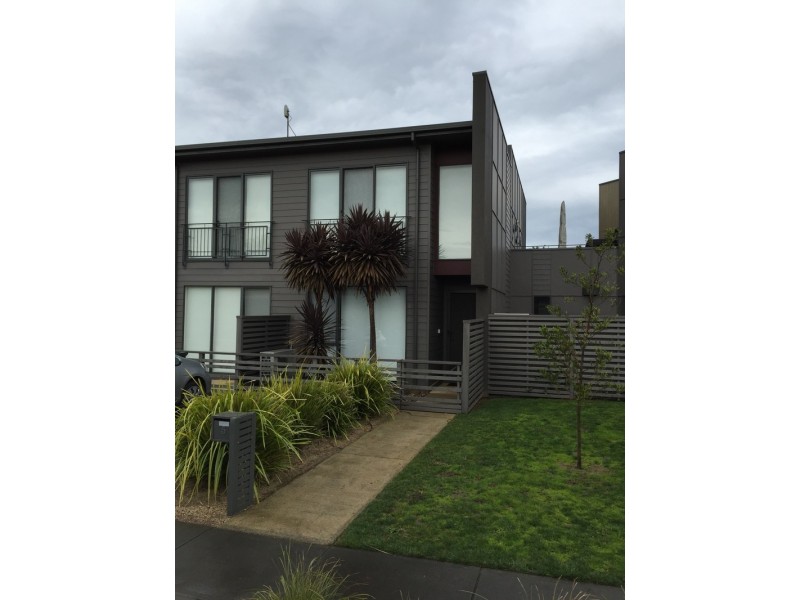 5 Coast Drive, Torquay VIC 3228