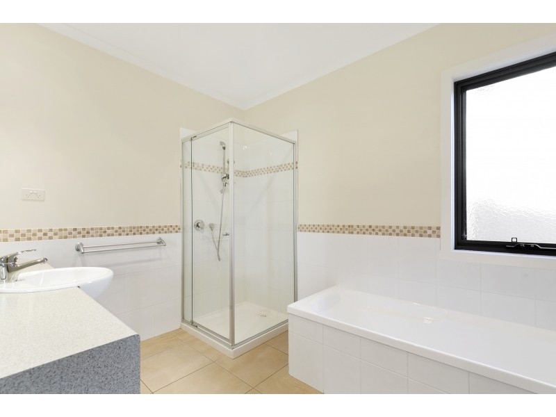 42 St Georges Way, Torquay VIC 3228