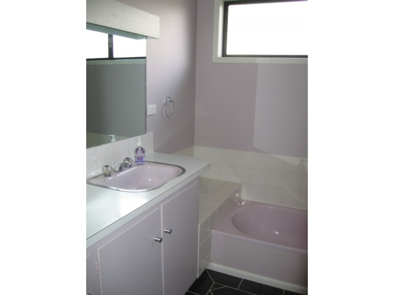 20  Riverside Drive, Torquay VIC 3228