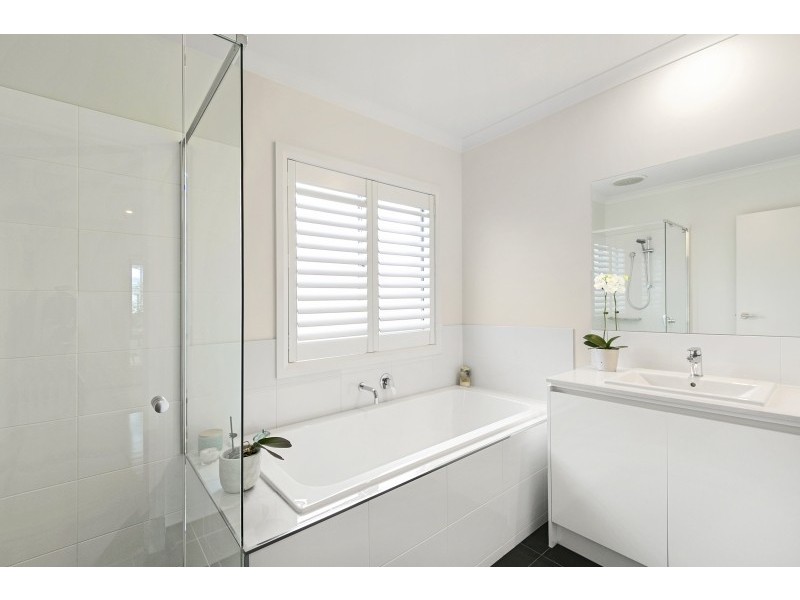 9 Sea Breeze Drive, Torquay VIC 3228