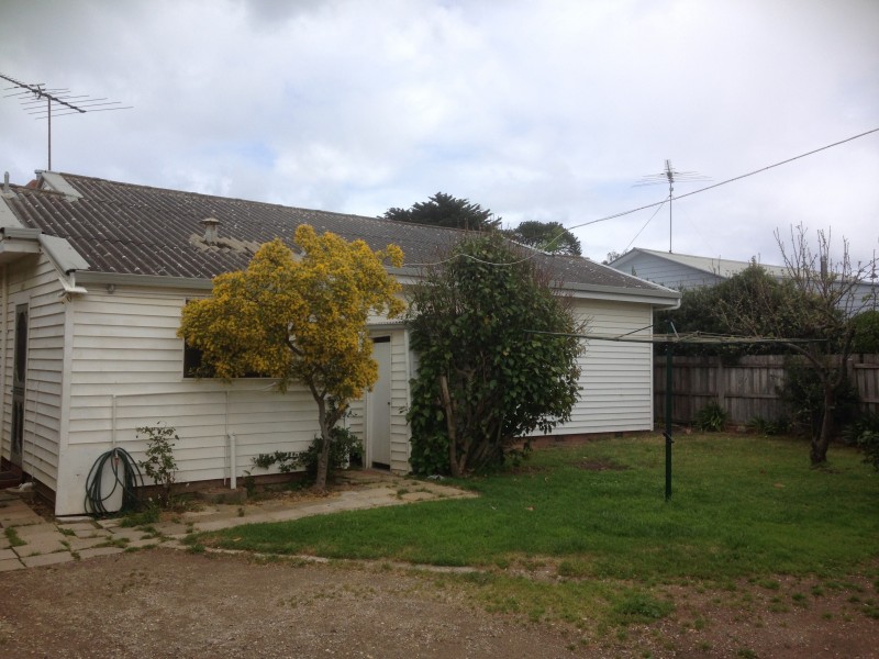 16 Bell Street, Torquay VIC 3228