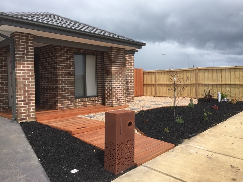 17 Yallock Circuit, Torquay VIC 3228