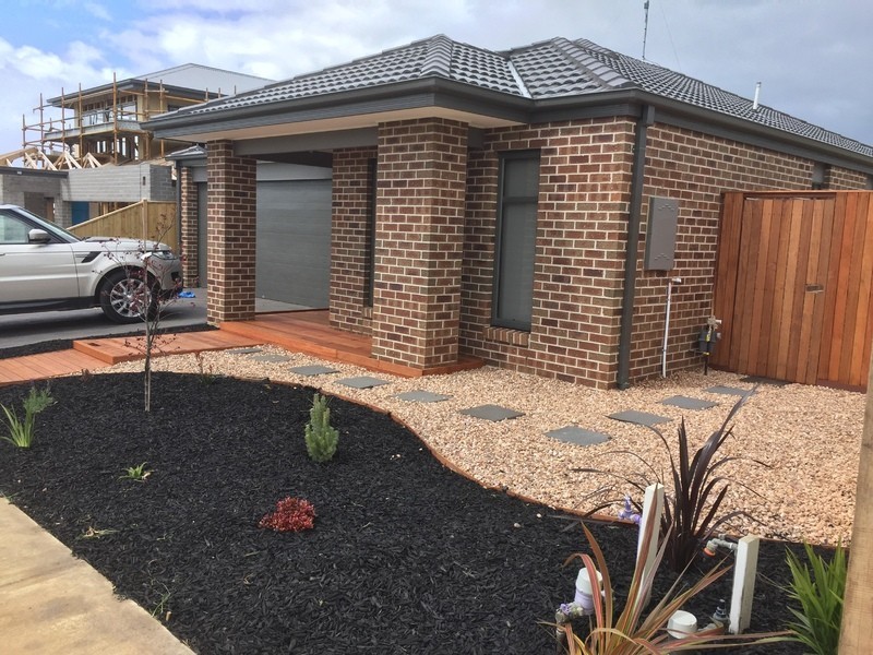17 Yallock Circuit, Torquay VIC 3228