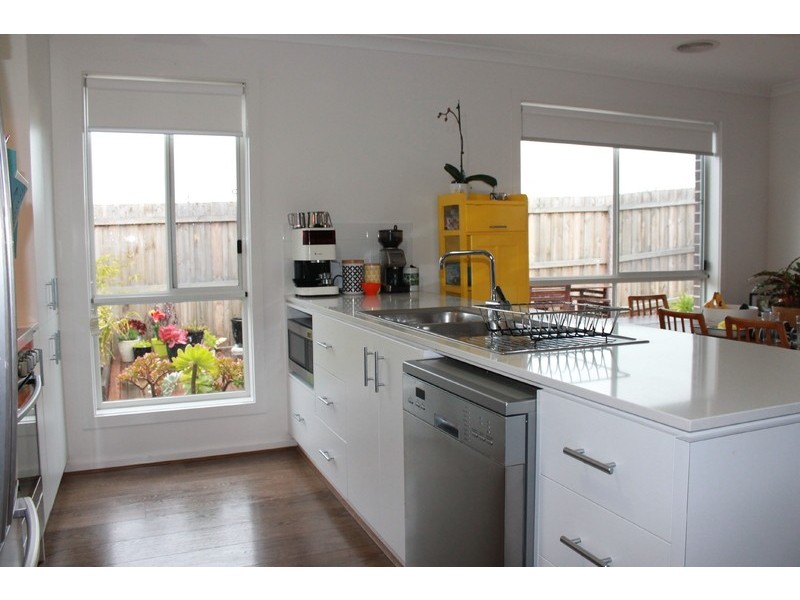 124 Beach Road, Torquay VIC 3228