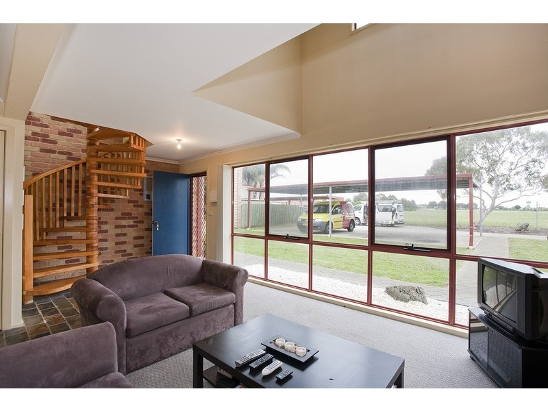 10/71 Surfcoast Highway, Torquay VIC 3228