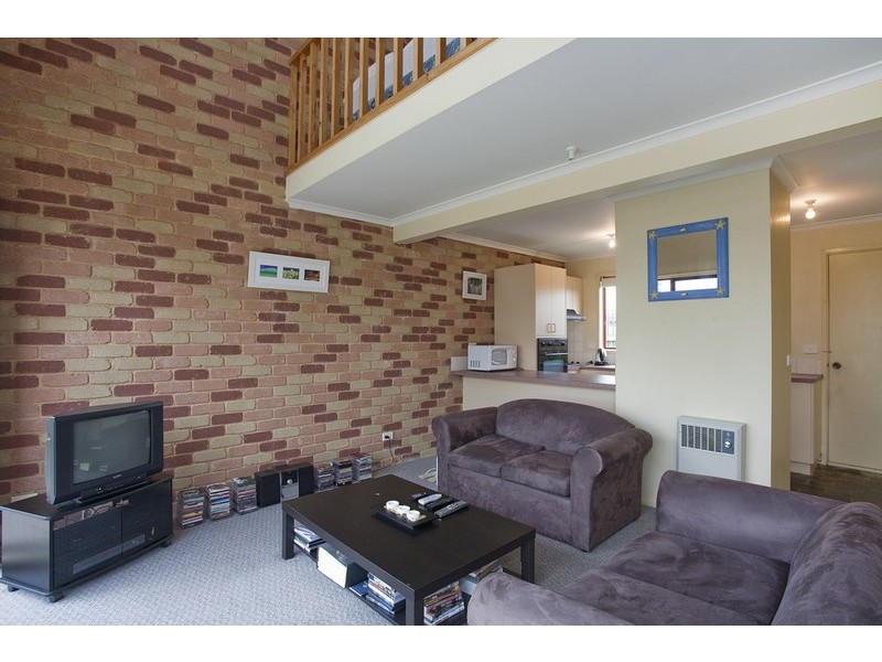 10/71 Surfcoast Highway, Torquay VIC 3228