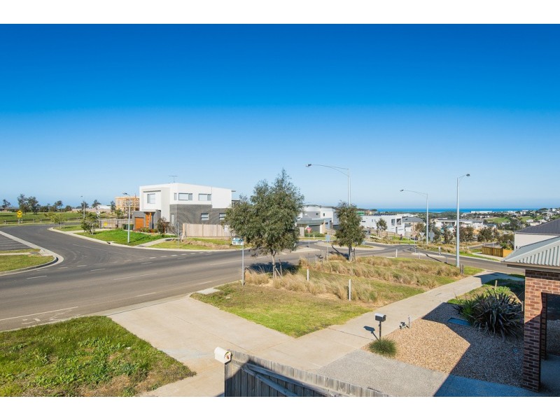 1 / 22 Eton Road, Torquay VIC 3228
