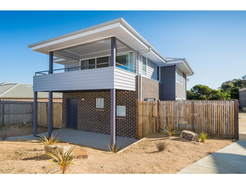 1 / 22 Eton Road, Torquay VIC 3228
