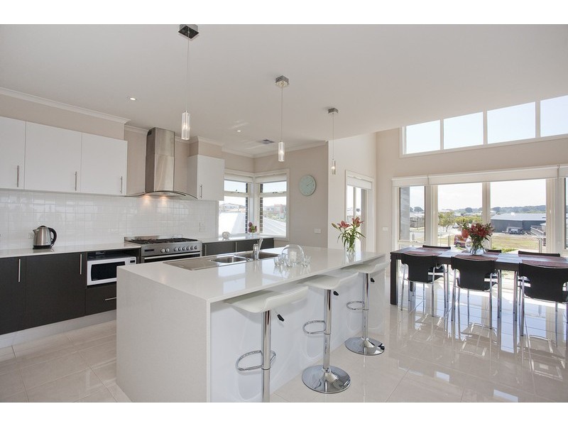 11 Nautical Rise, Torquay VIC 3228