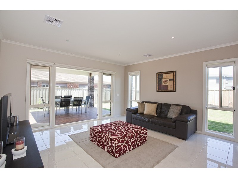 11 Nautical Rise, Torquay VIC 3228
