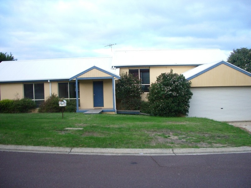 1 Malibu Place, Torquay VIC 3228