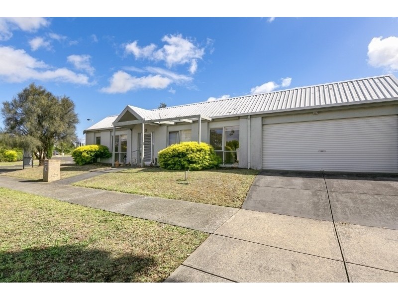 1 / 57 Glaneuse Avenue, Torquay VIC 3228