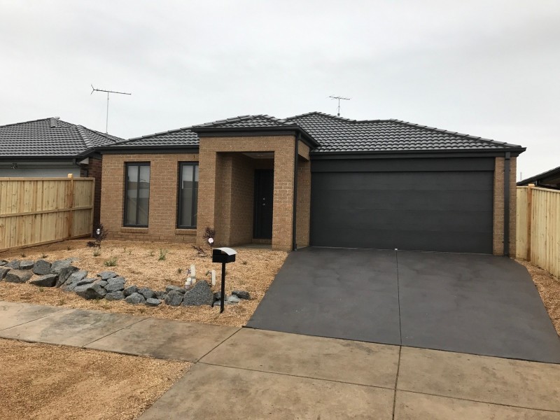 14 Yirn Avenue, Torquay VIC 3228
